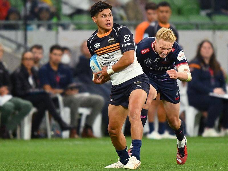 A more calm and composed Noah Lolesio led the Brumbies around the park in their win over the Rebels. (Morgan Hancock/AAP PHOTOS)